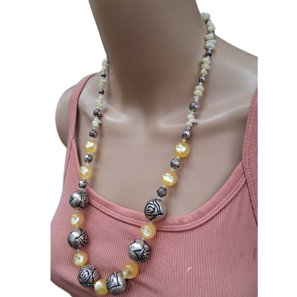 Vintage Lemon Moonglow Lucite & Rose Bead Statement Necklace - Picture 2 of 7